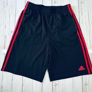 EUC Adidas L boys shorts